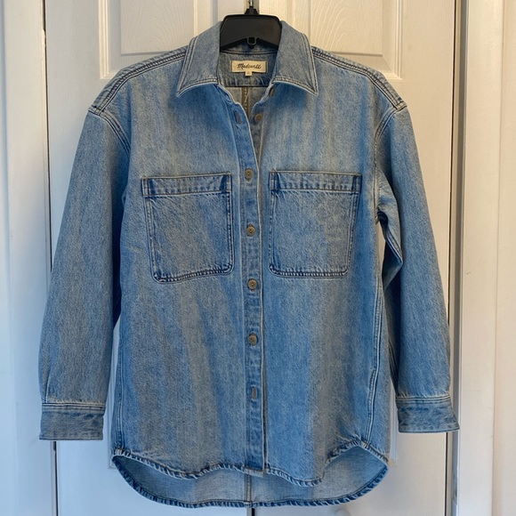 Madewell Tops - 🆕 Madewell Denim Shirt